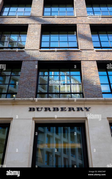 burberry hq horseferry road.